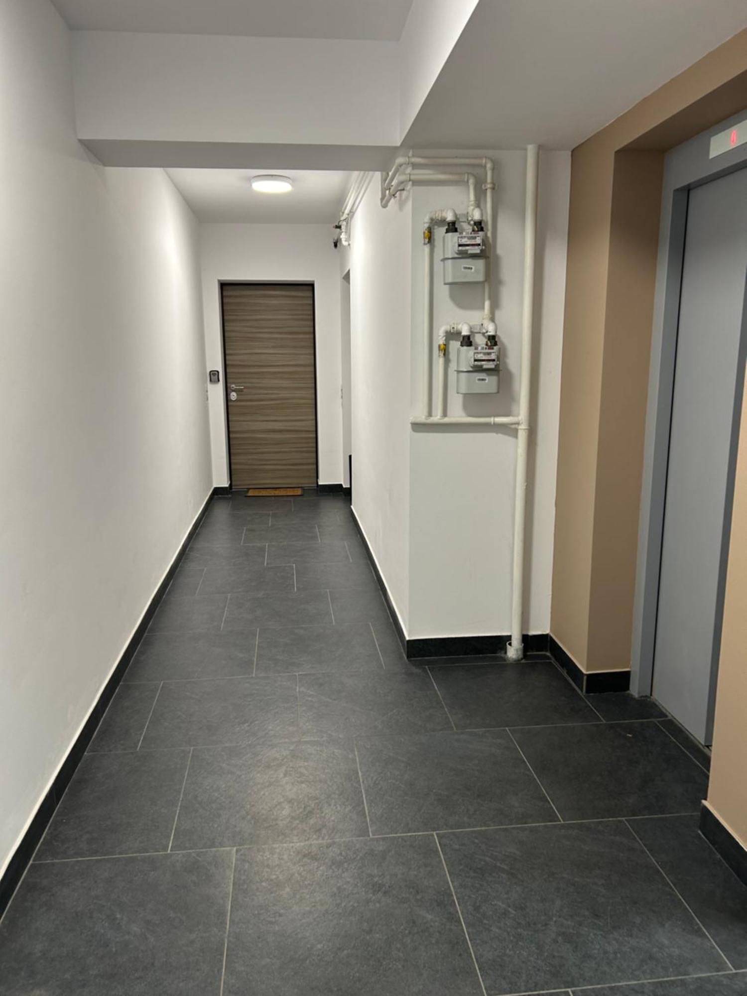 Apartament Raira Κραϊόβα Εξωτερικό φωτογραφία