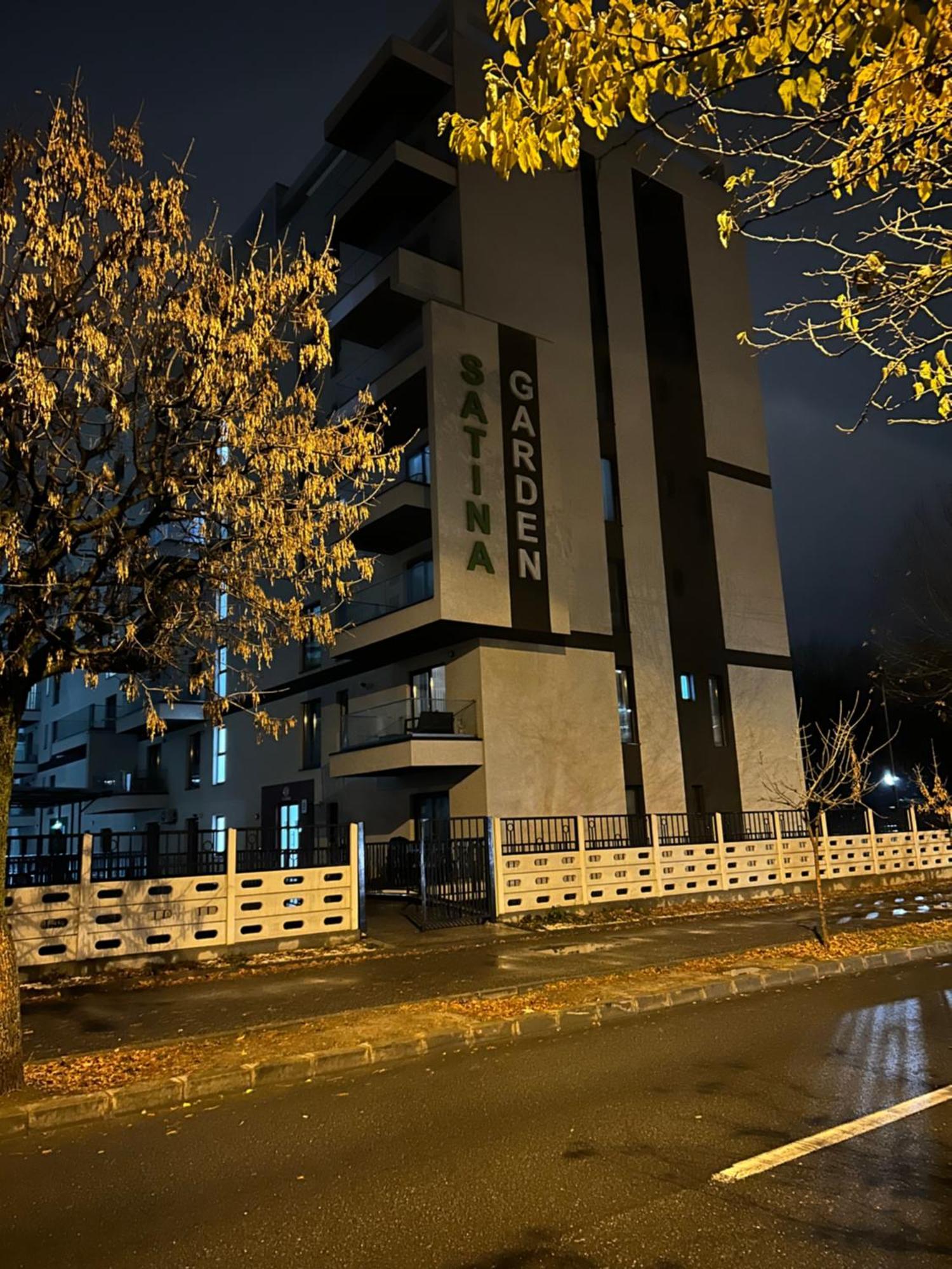 Apartament Raira Κραϊόβα Εξωτερικό φωτογραφία